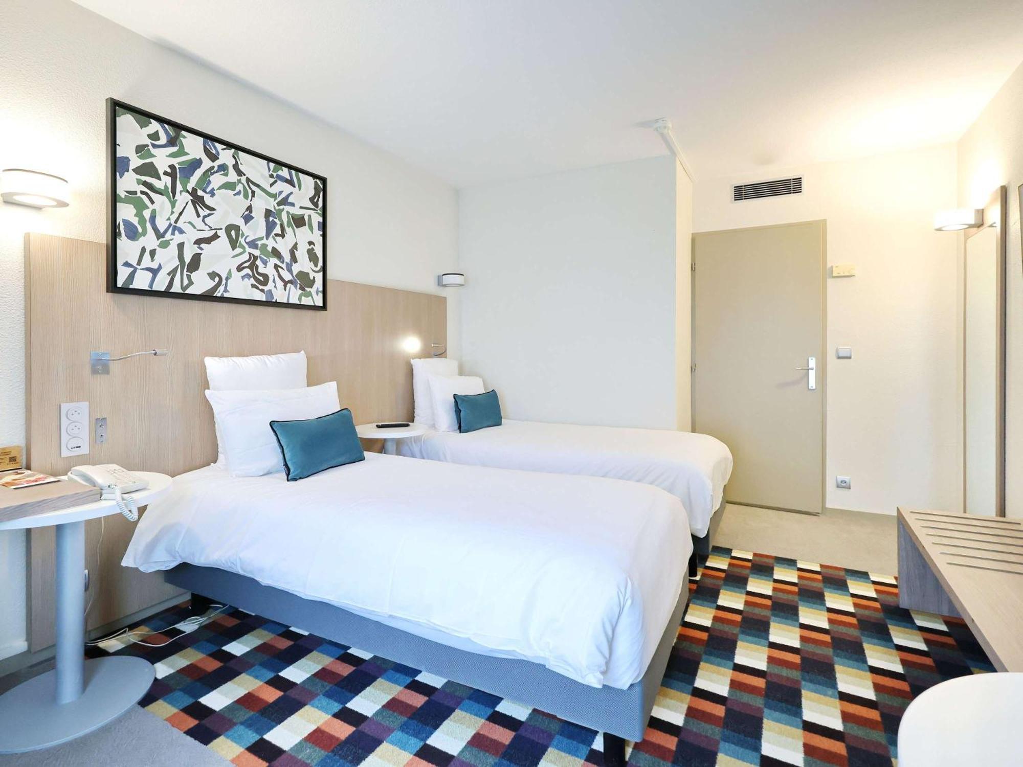 Mercure Grenoble Centre Porte Des Alpes Екстериор снимка