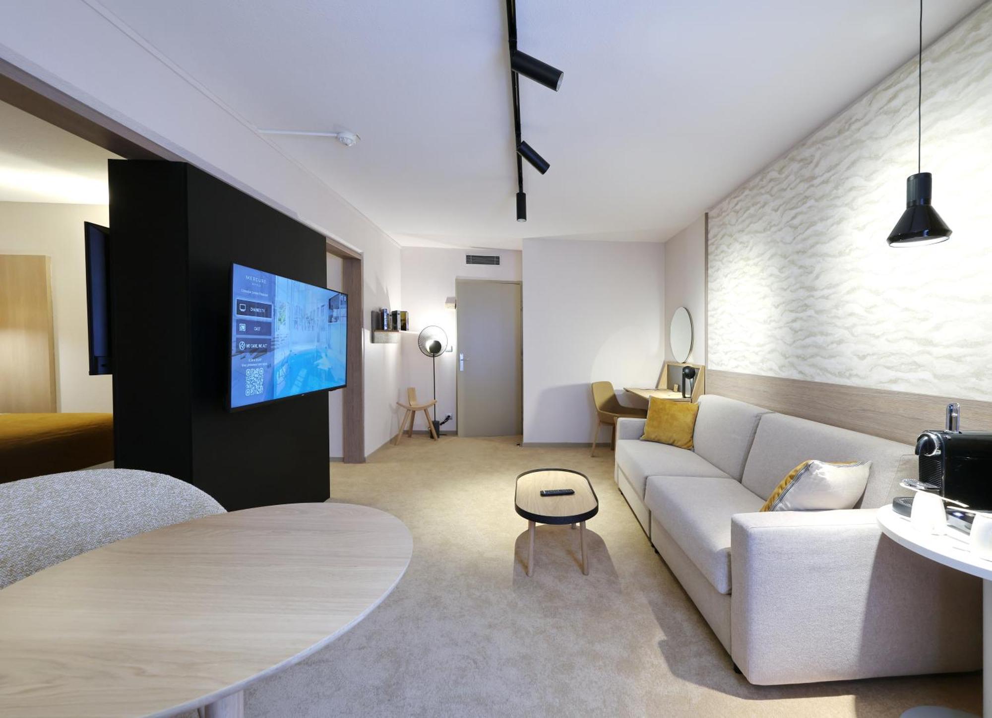 Mercure Grenoble Centre Porte Des Alpes Екстериор снимка