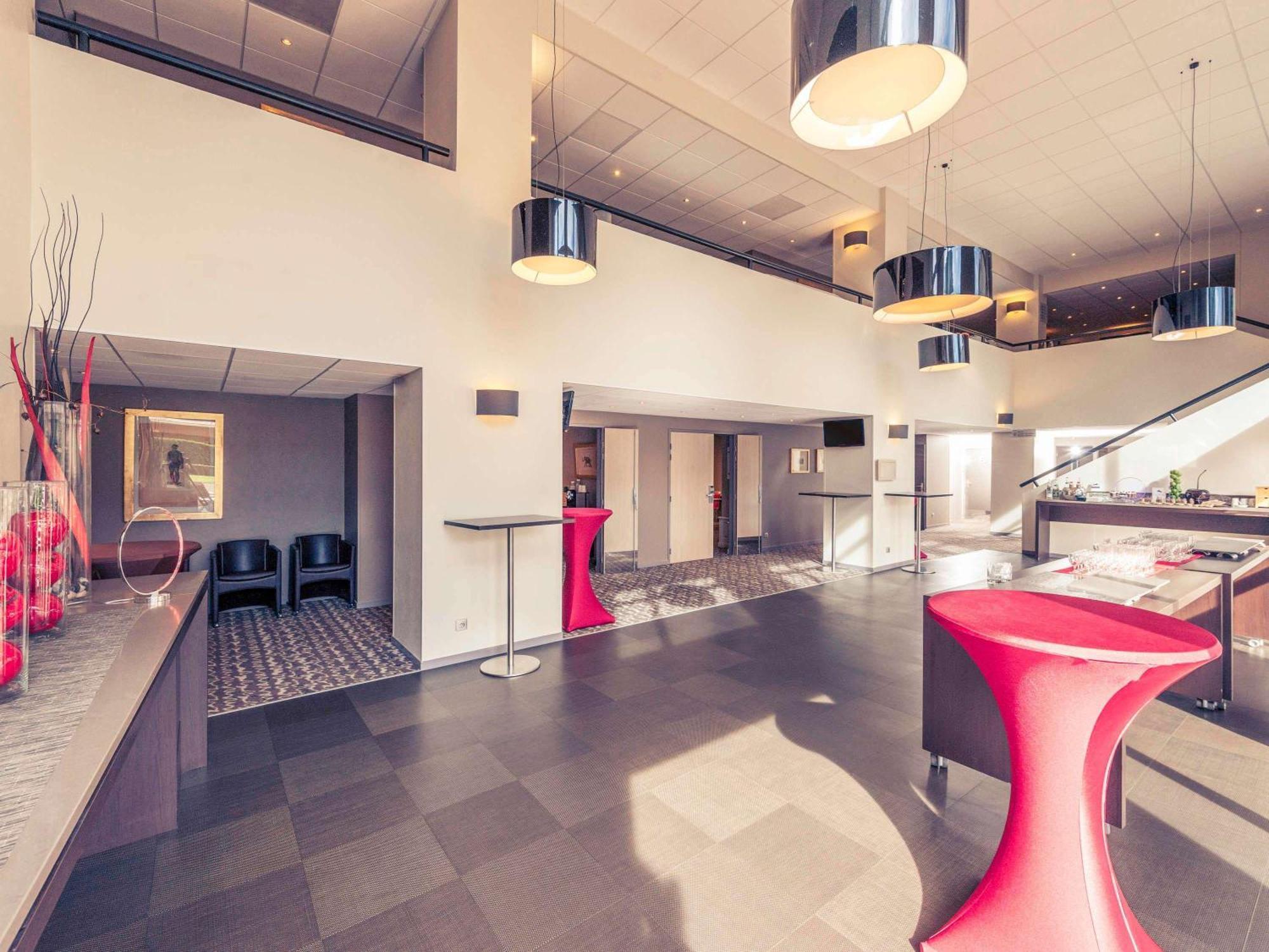 Mercure Grenoble Centre Porte Des Alpes Екстериор снимка