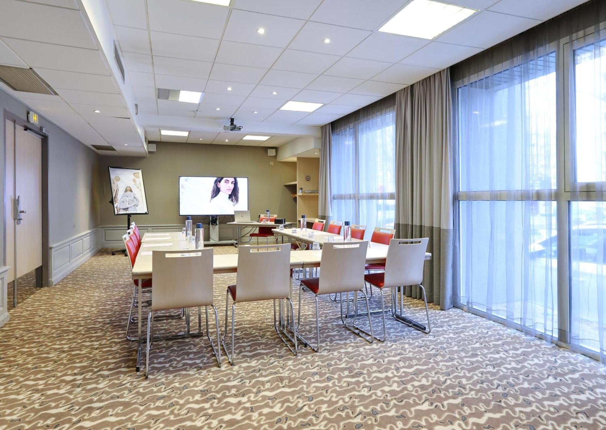 Mercure Grenoble Centre Porte Des Alpes Екстериор снимка