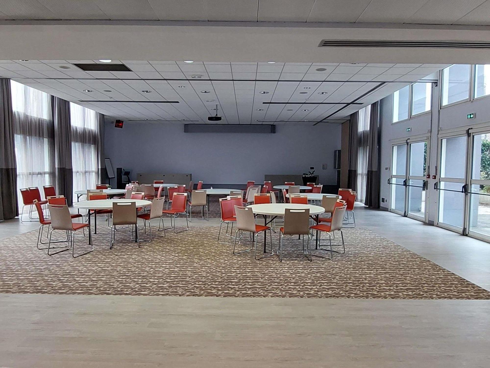 Mercure Grenoble Centre Porte Des Alpes Екстериор снимка