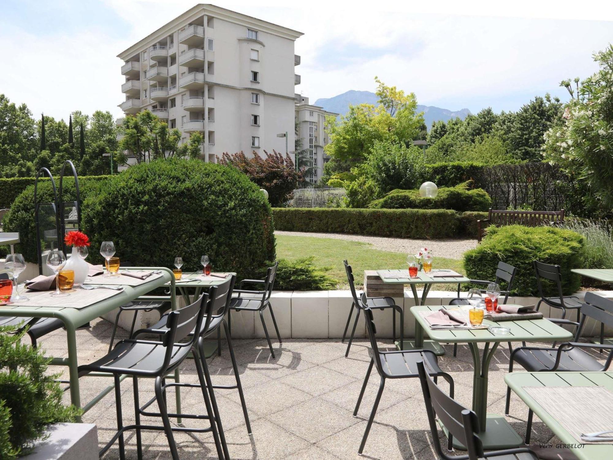 Mercure Grenoble Centre Porte Des Alpes Екстериор снимка