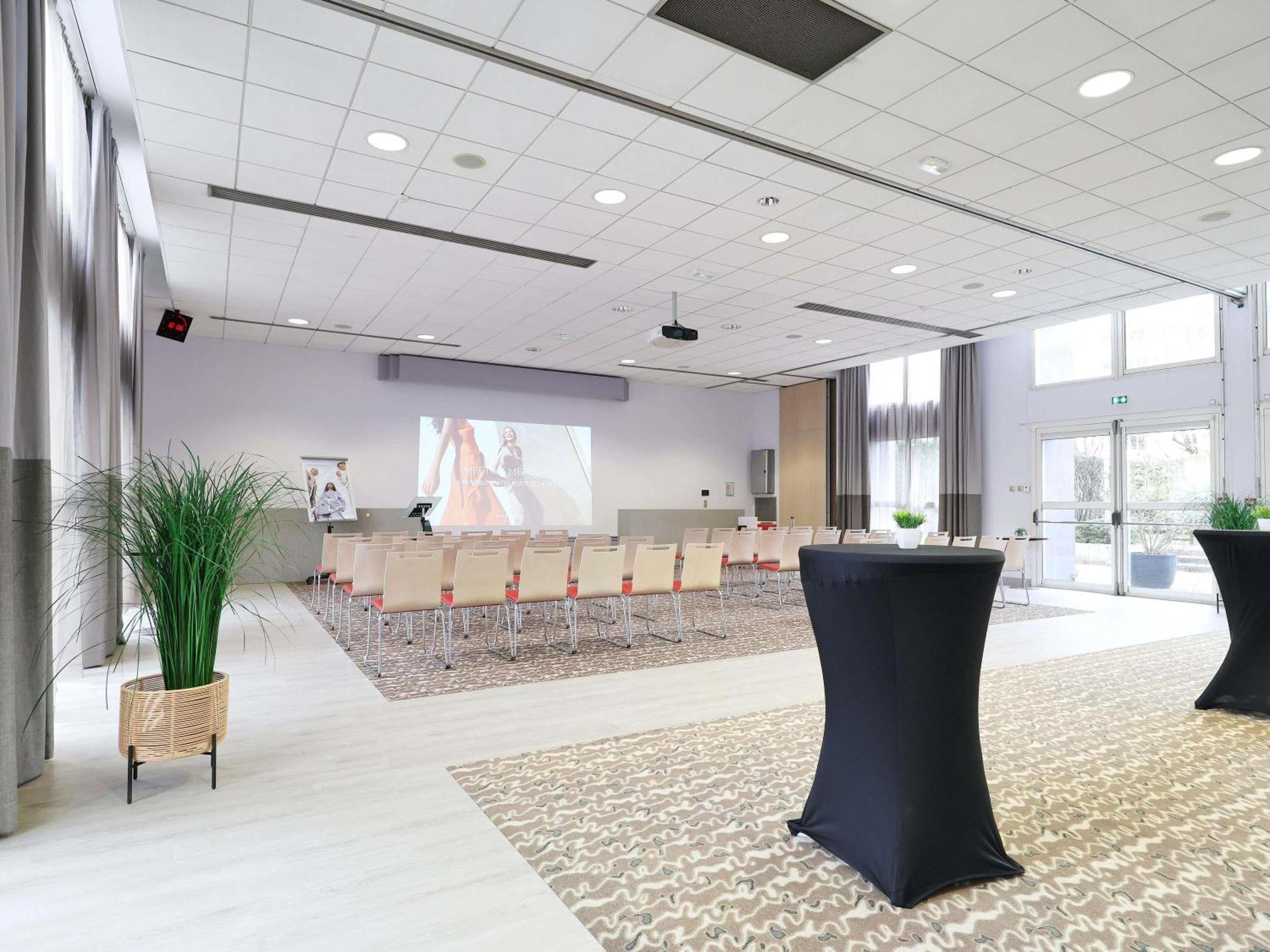 Mercure Grenoble Centre Porte Des Alpes Екстериор снимка